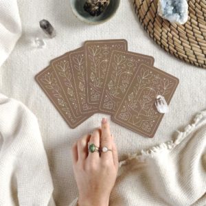 Oracles, tarots & cartes